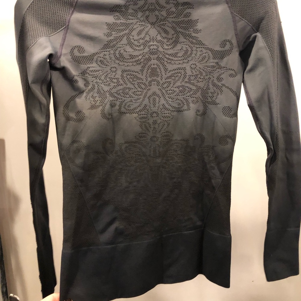 Athlete Size Small ombré 1/4 zipper up - Picture 2 of 6